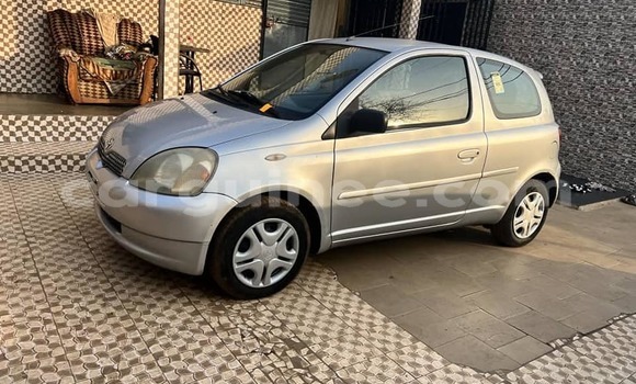 Acheter Occasion Voiture Toyota Yaris Gris à Conakry, Conakry Acheter Occasion Voiture Toyota Yaris Gris à Conakry, Conakry