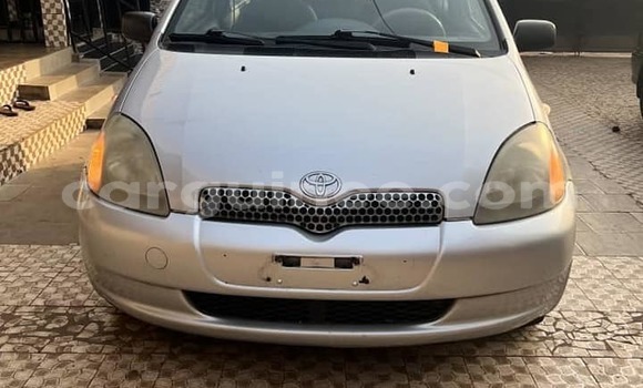 Acheter Occasion Voiture Toyota Yaris Gris à Conakry, Conakry Acheter Occasion Voiture Toyota Yaris Gris à Conakry, Conakry