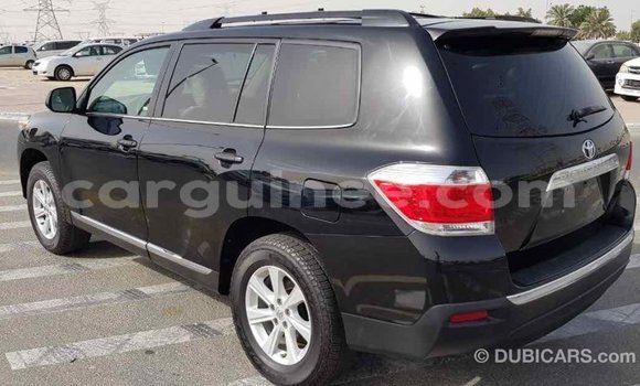 Acheter Import Voiture Toyota Highlander Noir à Import - Dubai, Conakry Acheter Import Voiture Toyota Highlander Noir à Import - Dubai, Conakry