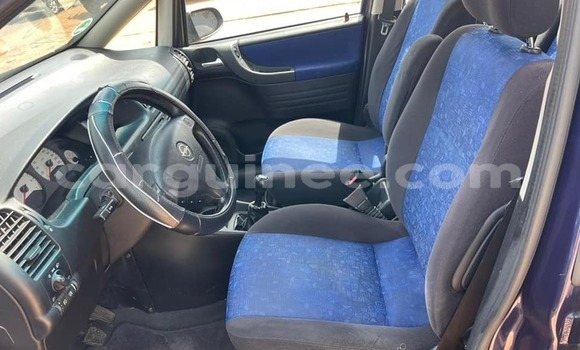 Acheter Occasion Voiture Opel Zafira Bleu à Conakry, Conakry Acheter Occasion Voiture Opel Zafira Bleu à Conakry, Conakry