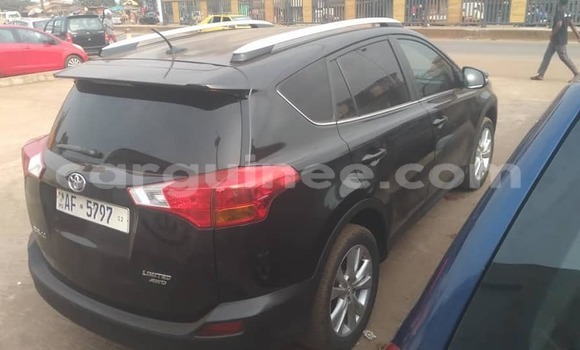 Acheter Occasion Voiture Toyota RAV4 Noir à Conakry, Conakry Acheter Occasion Voiture Toyota RAV4 Noir à Conakry, Conakry