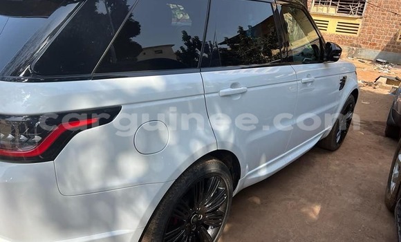 Acheter Occasion Voiture Land Rover Range Rover Sport Blanc à Conakry, Conakry Acheter Occasion Voiture Land Rover Range Rover Sport Blanc à Conakry, Conakry