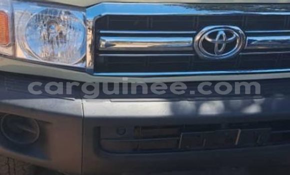 Acheter Occasion Voiture Toyota Land Cruiser Marron à Conakry, Conakry Acheter Occasion Voiture Toyota Land Cruiser Marron à Conakry, Conakry