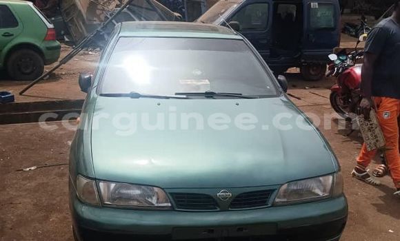 Buy Used Nissan Almera Green Car in Conakry in Conakry Buy Used Nissan Almera Green Car in Conakry in Conakry