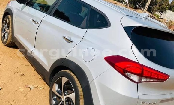 Acheter Occasion Voiture Hyundai Tucson Gris à Conakry, Conakry Acheter Occasion Voiture Hyundai Tucson Gris à Conakry, Conakry