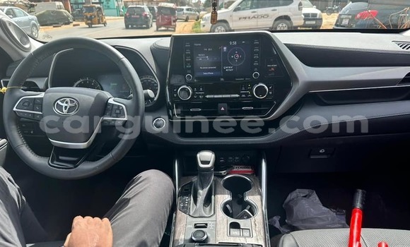 Acheter Occasion Voiture Toyota Highlander Noir à Conakry, Conakry Acheter Occasion Voiture Toyota Highlander Noir à Conakry, Conakry