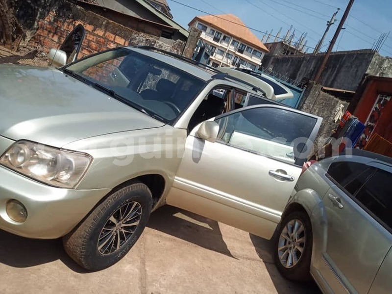 Big with watermark toyota highlander conakry conakry 8337