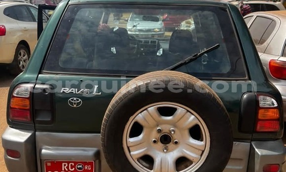 Acheter Occasion Voiture Toyota RAV4 Vert à Conakry, Conakry Acheter Occasion Voiture Toyota RAV4 Vert à Conakry, Conakry