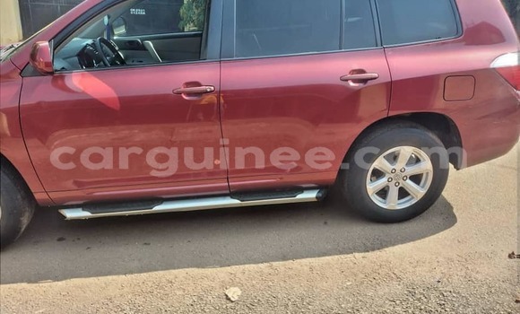 Acheter Occasion Voiture Toyota Highlander Rouge à Conakry, Conakry Acheter Occasion Voiture Toyota Highlander Rouge à Conakry, Conakry