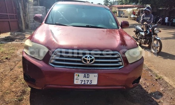 Acheter Occasion Voiture Toyota Highlander Rouge à Conakry, Conakry Acheter Occasion Voiture Toyota Highlander Rouge à Conakry, Conakry