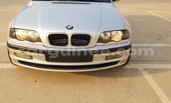 Acheter Occasion Voiture BMW 3–Series Gris à Conakry, Conakry Acheter Occasion Voiture BMW 3–Series Gris à Conakry, Conakry
