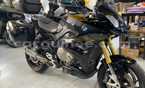 Medium with watermark bmw s 1000 conakry conakry 8408