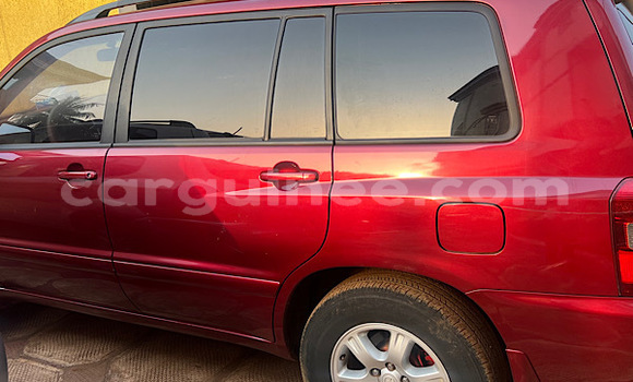 Acheter Occasion Voiture Toyota Highlander Rouge à Conakry, Conakry Acheter Occasion Voiture Toyota Highlander Rouge à Conakry, Conakry