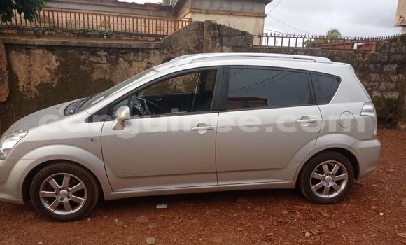 Acheter Import Voiture Toyota Verso Gris à Conakry, Conakry Acheter Import Voiture Toyota Verso Gris à Conakry, Conakry