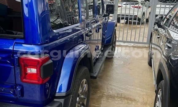 Acheter Occasion Voiture Jeep Grand Cherokee SRT8 Bleu à Conakry, Conakry Acheter Occasion Voiture Jeep Grand Cherokee SRT8 Bleu à Conakry, Conakry