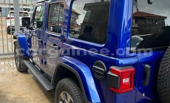 Acheter Occasion Voiture Jeep Grand Cherokee SRT8 Bleu à Conakry, Conakry Acheter Occasion Voiture Jeep Grand Cherokee SRT8 Bleu à Conakry, Conakry