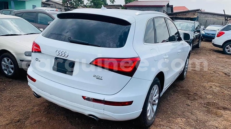 Big with watermark audi q2 conakry conakry 8439