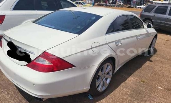 Acheter Occasion Voiture Toyota 4Runner Blanc à Conakry, Conakry Acheter Occasion Voiture Toyota 4Runner Blanc à Conakry, Conakry