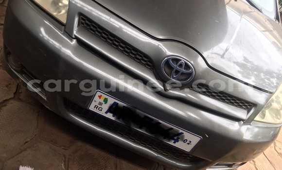 Acheter Occasion Voiture Toyota Corolla Verso Gris à Conakry, Conakry Acheter Occasion Voiture Toyota Corolla Verso Gris à Conakry, Conakry