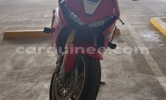Acheter Occasion Moto Honda CBR 1000 RR Rouge à Conakry, Conakry Acheter Occasion Moto Honda CBR 1000 RR Rouge à Conakry, Conakry