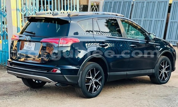 Acheter Occasion Voiture Toyota RAV4 Noir à Conakry, Conakry Acheter Occasion Voiture Toyota RAV4 Noir à Conakry, Conakry