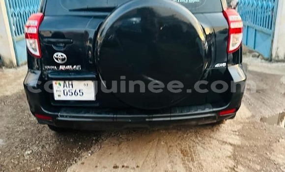 Acheter Occasion Voiture Toyota RAV4 Noir à Conakry, Conakry Acheter Occasion Voiture Toyota RAV4 Noir à Conakry, Conakry