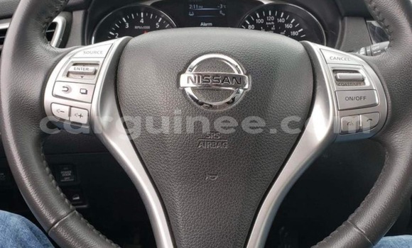Buy Import Nissan Rogue Brown Car in Conakry in Conakry Buy Import Nissan Rogue Brown Car in Conakry in Conakry