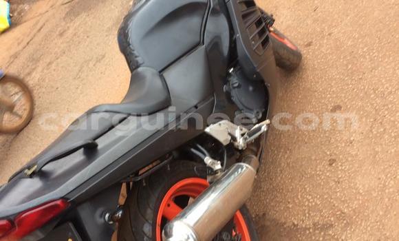 Acheter Occasion Moto Suzuki RF Noir à Conakry, Conakry Acheter Occasion Moto Suzuki RF Noir à Conakry, Conakry