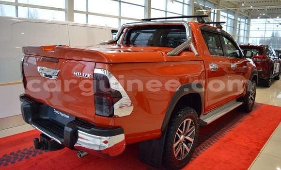 Acheter Import Voiture Toyota Hilux Autre à Import - Dubai, Conakry Acheter Import Voiture Toyota Hilux Autre à Import - Dubai, Conakry