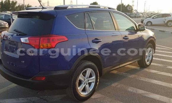Acheter Import Voiture Toyota RAV4 Bleu à Import - Dubai, Conakry Acheter Import Voiture Toyota RAV4 Bleu à Import - Dubai, Conakry