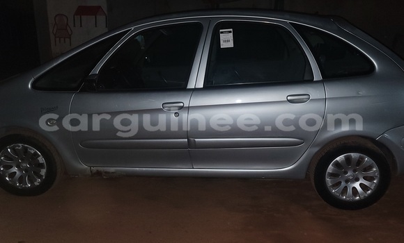 Buy Used Citroen C3 Picasso Silver Car in Siguiri in Siguiri Buy Used Citroen C3 Picasso Silver Car in Siguiri in Siguiri