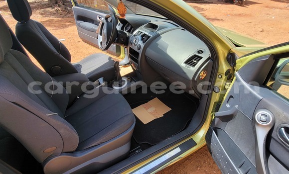 Buy Used Renault Megane Green Car in Siguiri in Siguiri Buy Used Renault Megane Green Car in Siguiri in Siguiri