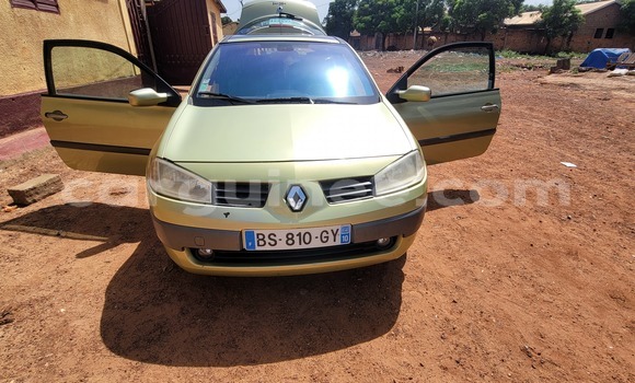Buy Used Renault Megane Green Car in Siguiri in Siguiri Buy Used Renault Megane Green Car in Siguiri in Siguiri