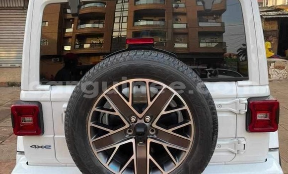 Buy Used Jeep Wrangler White Car in Conakry in Conakry Buy Used Jeep Wrangler White Car in Conakry in Conakry