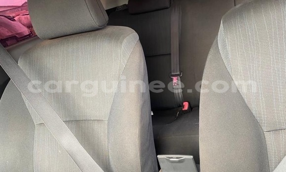 Buy Used Toyota Yaris Silver Car in Conakry in Conakry Buy Used Toyota Yaris Silver Car in Conakry in Conakry