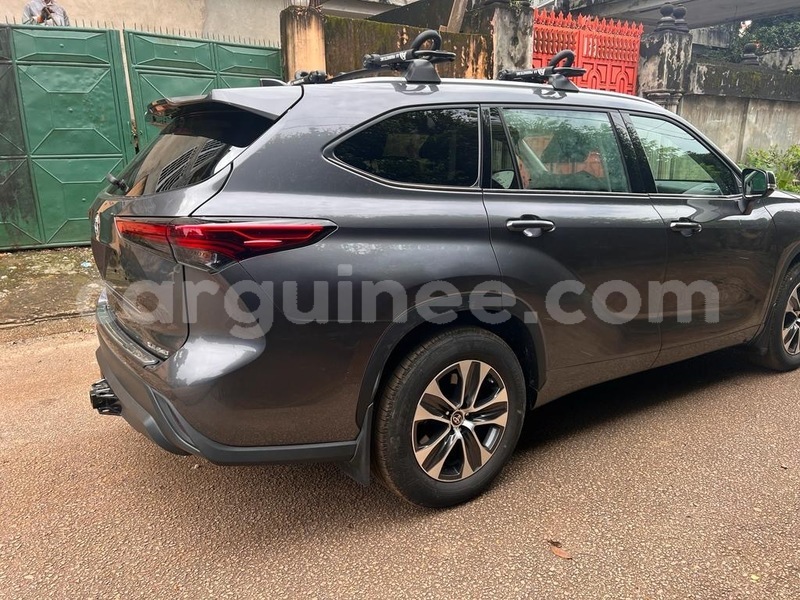 Big with watermark toyota highlander conakry conakry 8544