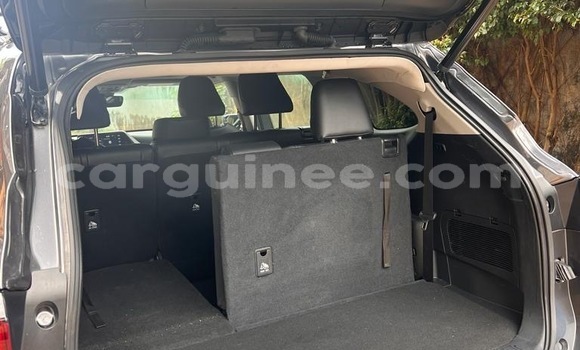 Buy New Toyota Highlander Silver Car in Conakry in Conakry Buy New Toyota Highlander Silver Car in Conakry in Conakry