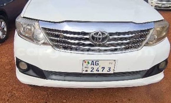 Buy Used Toyota Fortuner White Car in Conakry in Conakry Buy Used Toyota Fortuner White Car in Conakry in Conakry
