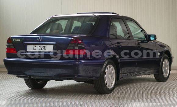 Acheter Occasion Voiture Mercedes-Benz C–Class Noir à Conakry, Conakry Acheter Occasion Voiture Mercedes-Benz C–Class Noir à Conakry, Conakry
