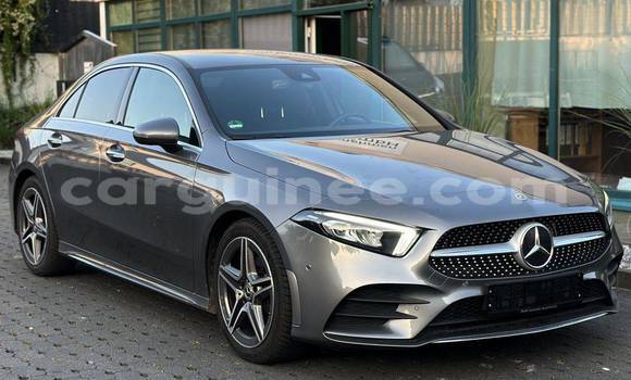 Buy Used Mercedes-Benz A200 Other Car in Conakry in Conakry Buy Used Mercedes-Benz A200 Other Car in Conakry in Conakry