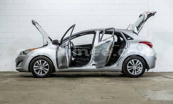 Buy Used Hyundai Elantra Other Car in Conakry in Conakry Buy Used Hyundai Elantra Other Car in Conakry in Conakry