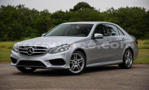 Buy Used Mercedes-Benz E–Class Other Car in Conakry in Conakry Buy Used Mercedes-Benz E–Class Other Car in Conakry in Conakry