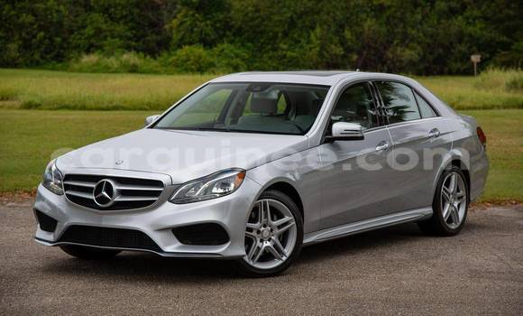 Buy Used Mercedes-Benz E–Class Other Car in Conakry in Conakry Buy Used Mercedes-Benz E–Class Other Car in Conakry in Conakry