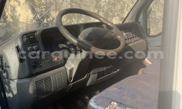 Acheter Occasion Voiture Peugeot Partner Blanc à Conakry, Conakry Acheter Occasion Voiture Peugeot Partner Blanc à Conakry, Conakry