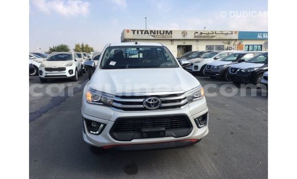 Buy Import Toyota Hilux White Car in Import - Dubai in Conakry Buy Import Toyota Hilux White Car in Import - Dubai in Conakry