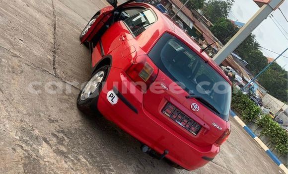 Acheter Occasion Voiture Toyota Corolla Rouge à Conakry, Conakry Acheter Occasion Voiture Toyota Corolla Rouge à Conakry, Conakry
