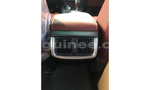 Buy Import Toyota Hilux White Car in Import - Dubai in Conakry Buy Import Toyota Hilux White Car in Import - Dubai in Conakry