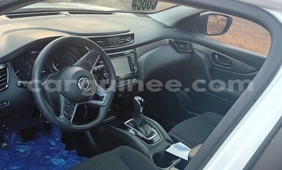 Acheter Import Voiture Nissan Rogue Blanc à Conakry, Conakry Acheter Import Voiture Nissan Rogue Blanc à Conakry, Conakry