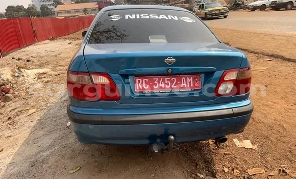 Buy Used Nissan Almera Blue Car in Conakry in Conakry
