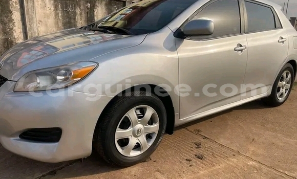 Buy Used Toyota Matrix White Car in Conakry in Conakry Buy Used Toyota Matrix White Car in Conakry in Conakry